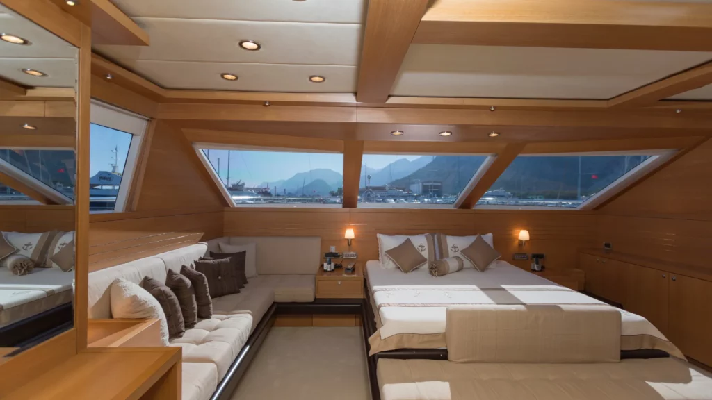 Yacht Interior Innovations in Dubai
