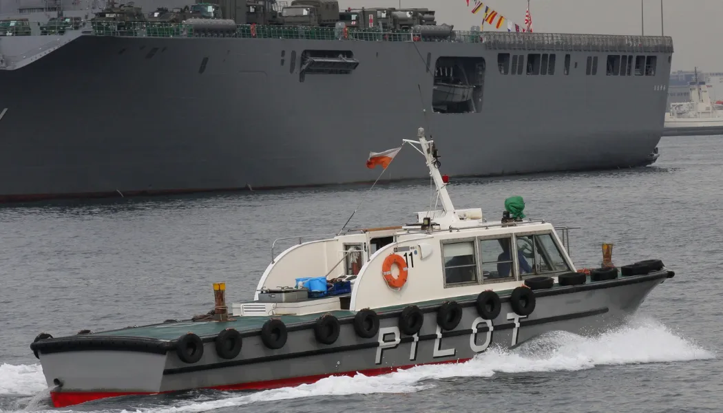 24/7 Professional Marine Towing Services in Dubai for Yachts & Boats